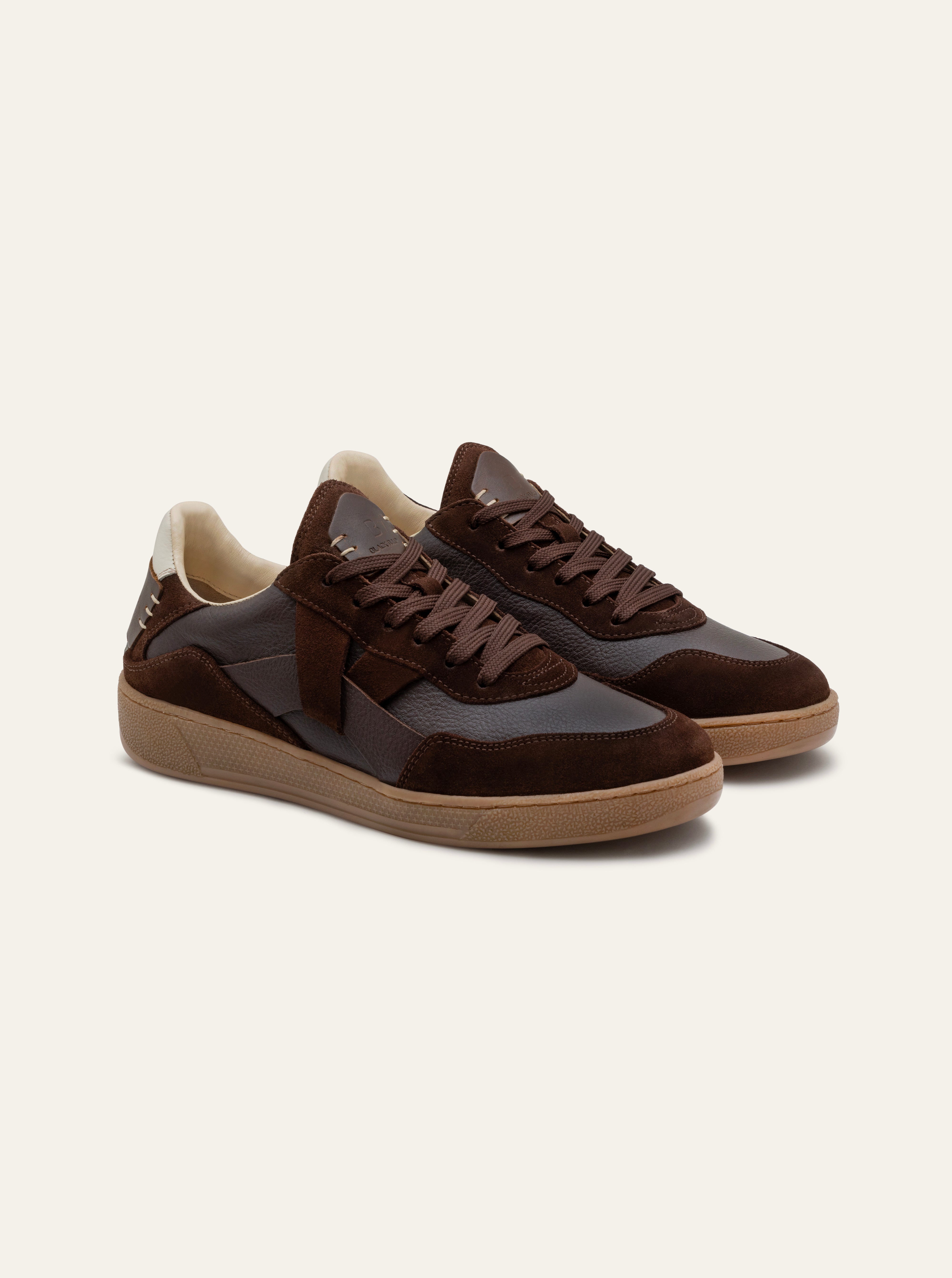 Cassava Classic Tennis Trainer - Chocolate